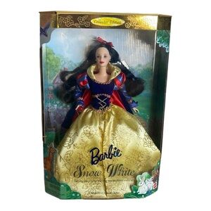 🩵 SALE 🩵 Vintage Barbie Snow, White, collectors edition